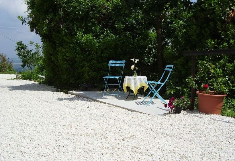 مبيت وإفطار Il Sorger Del Sole