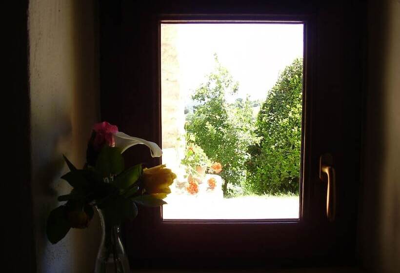 مبيت وإفطار Il Sorger Del Sole