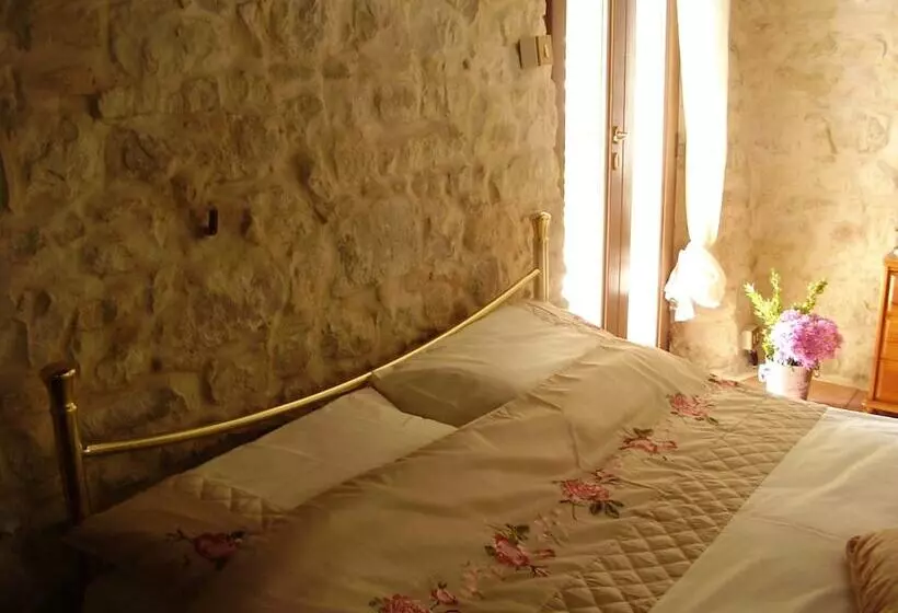 Aamiaismajoitus (B&B) Il Sorger Del Sole