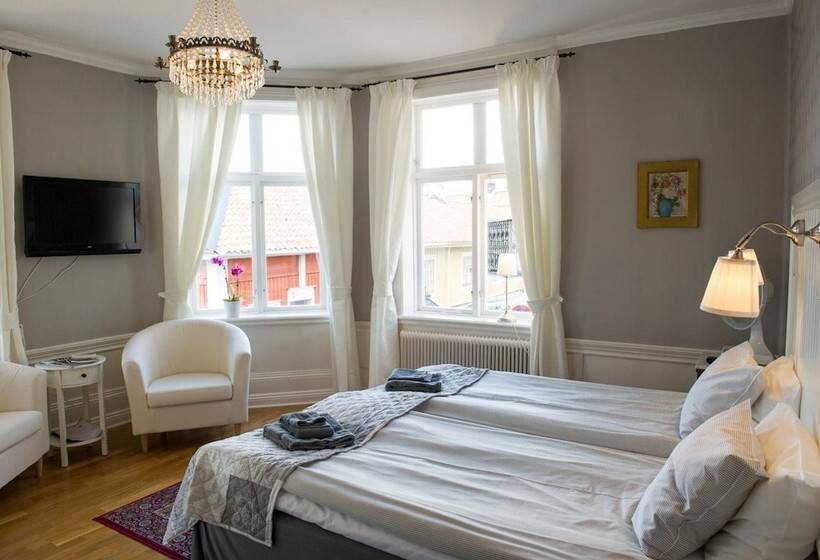 مبيت وإفطار Lilla Hotellet