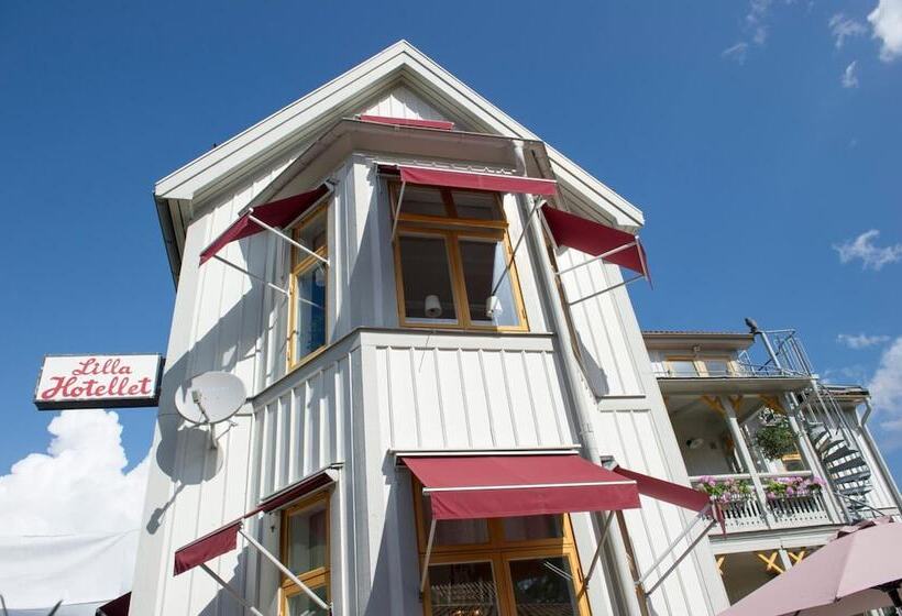 مبيت وإفطار Lilla Hotellet