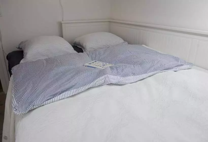 Aamiaismajoitus (B&B) Lotus Bb & Spa   Indre Ro Yoga