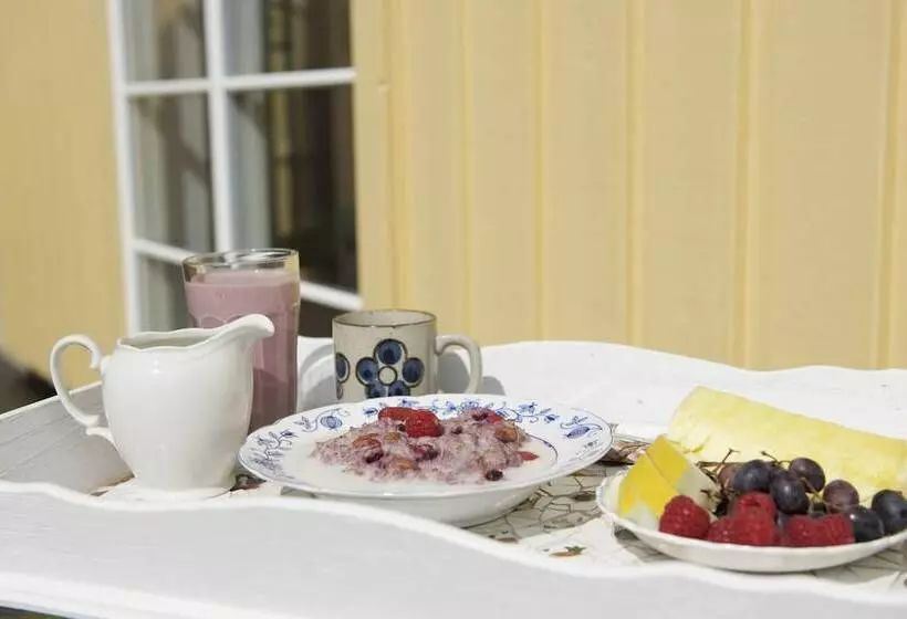 Aamiaismajoitus (B&B) Lotus Bb & Spa   Indre Ro Yoga