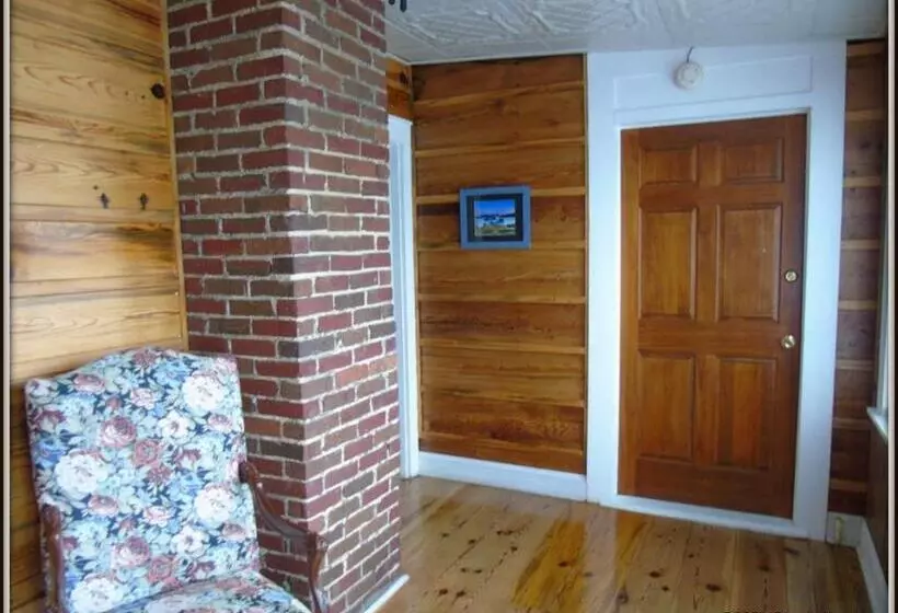 Aamiaismajoitus (B&B) The Charleston Inn Hendersonville Nc