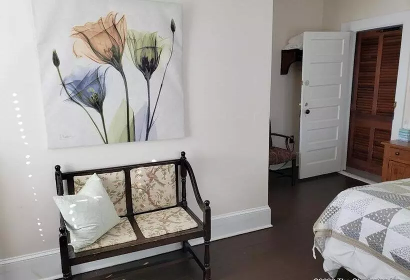 Aamiaismajoitus (B&B) The Charleston Inn Hendersonville Nc