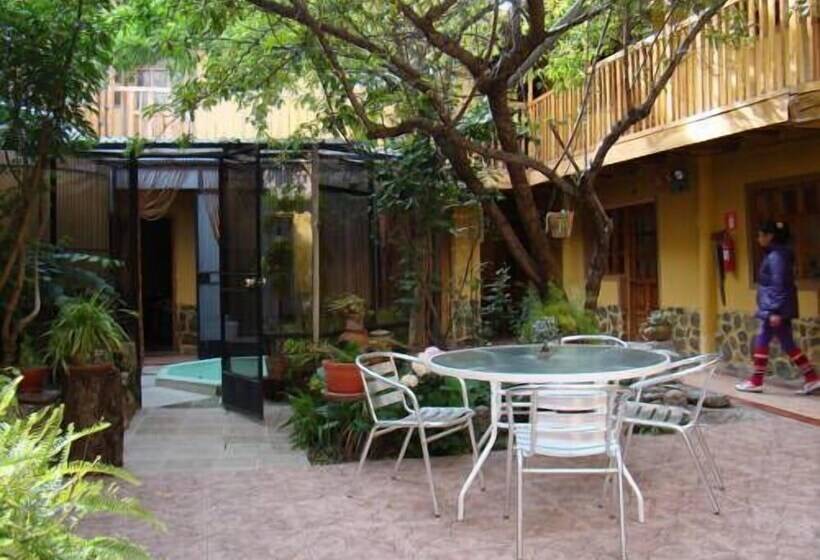 Hostal Andean Moon