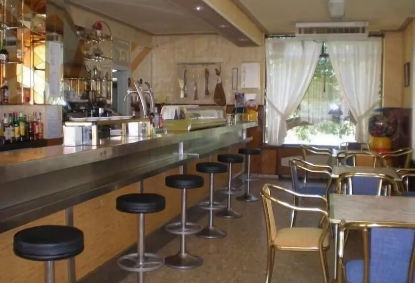 Hostal Nuevo Paraíso