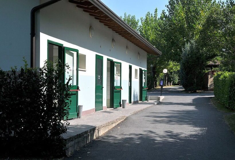 ホテル Campeggio Trevisago Iris Park