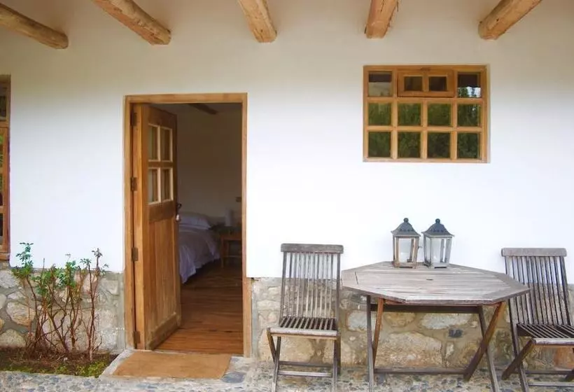 هتل Churup Mountain Lodge