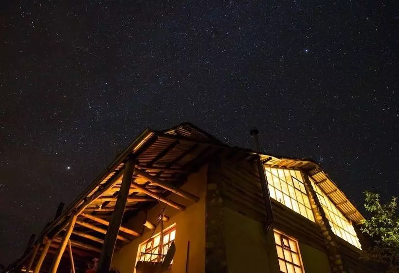 هتل Churup Mountain Lodge