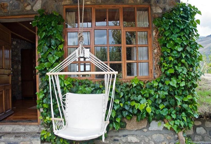 בית מלון כפרי Churup Mountain Lodge