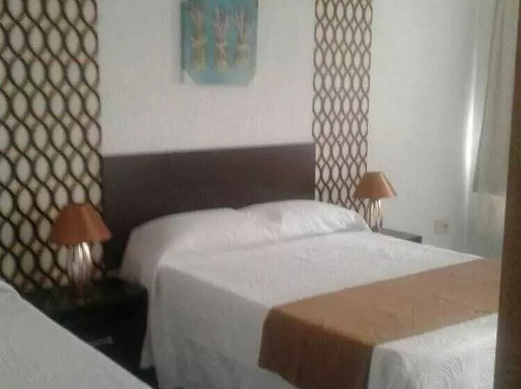 Hotelli Complejo Turístico Anaconda Cabañas