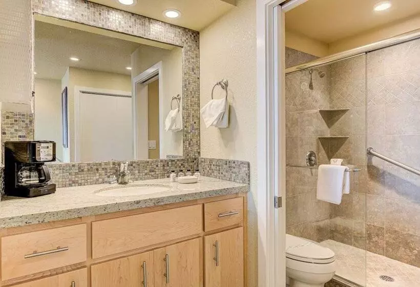 Hotelli Inn At Otter Crest