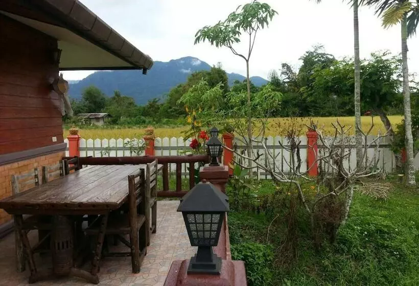 Hotelli Maesai Doi View Resort