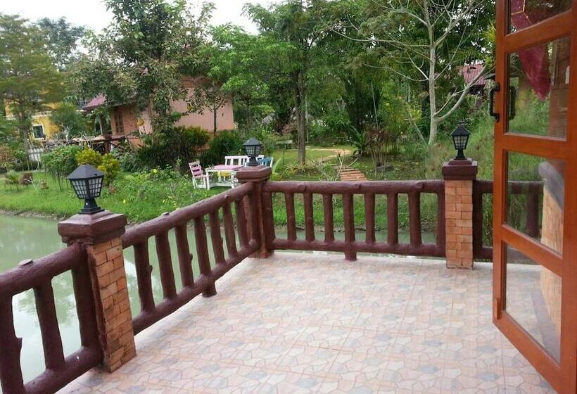 Hotel Maesai Doi View Resort