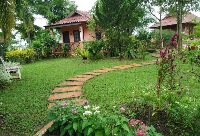 Hotel Maesai Doi View Resort