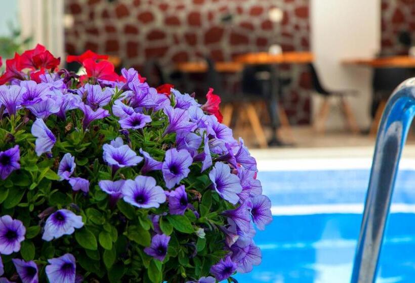 Hotel Plastiras Rooms