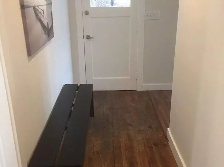 Lakeshore On Salt Spring