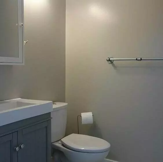 Motelli North Rustico Harbour Inn