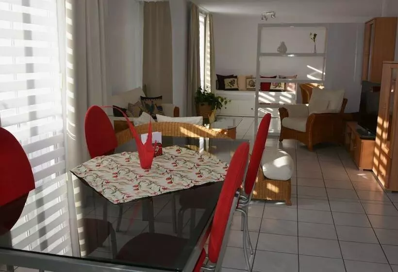 Majatalo Ferienwohnungen Steinhof Littmann