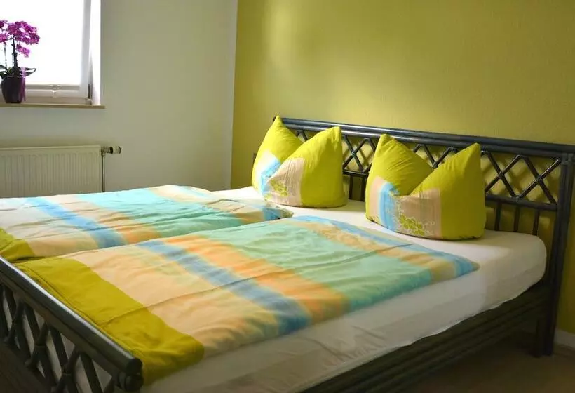 Majatalo Ferienwohnungen Steinhof Littmann