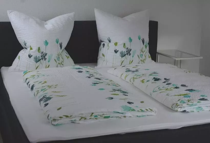 Majatalo Ferienwohnungen Steinhof Littmann