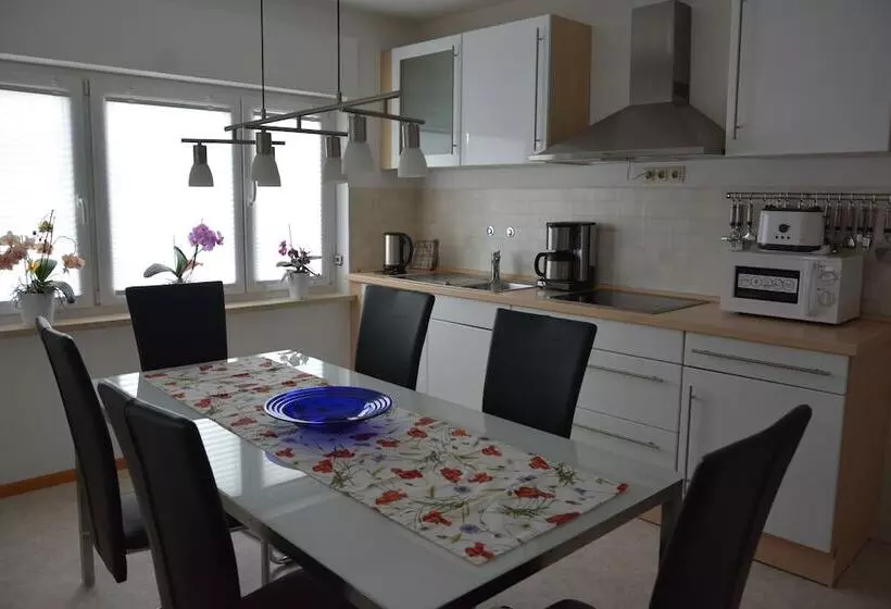 Majatalo Ferienwohnungen Steinhof Littmann