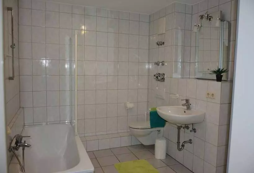 Majatalo Ferienwohnungen Steinhof Littmann