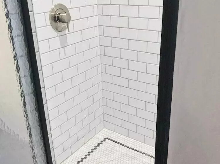 Majatalo The Landing Hotel And Dining