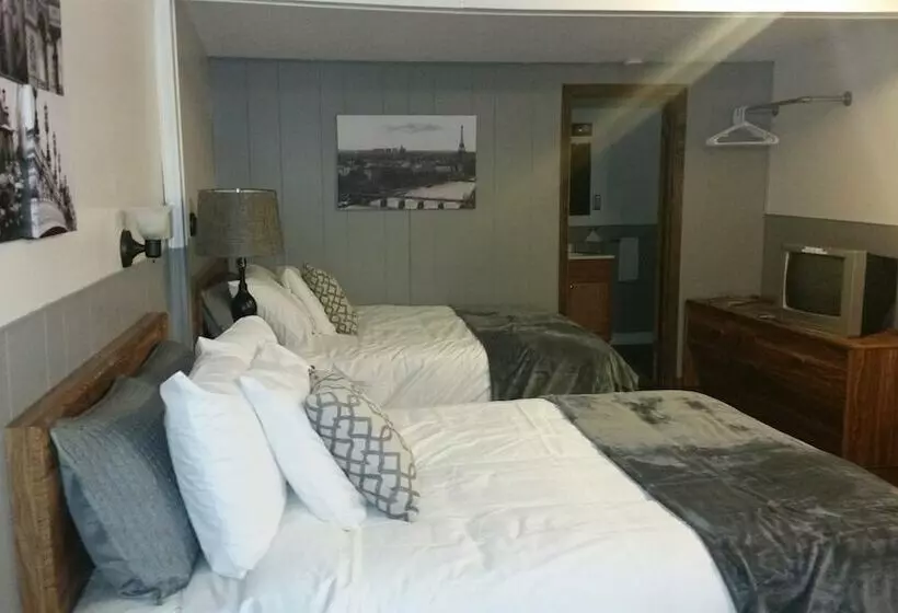 Ponderosa Pines Inn And Cabins