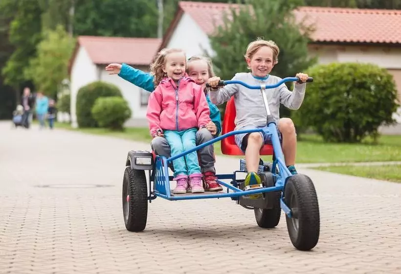 リゾートホテル Trixi Park Zittauer Gebirge   Ferienhäuser, Hotel Und Camping