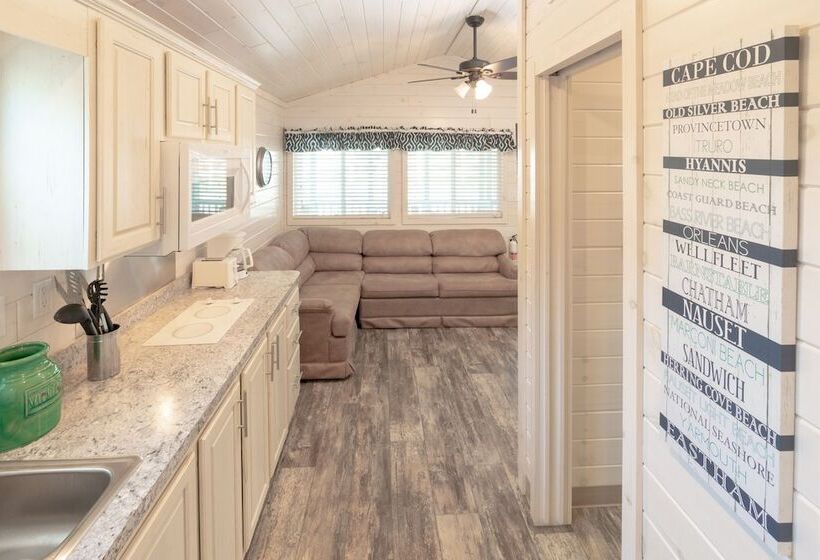 Sun Retreats Cape Cod