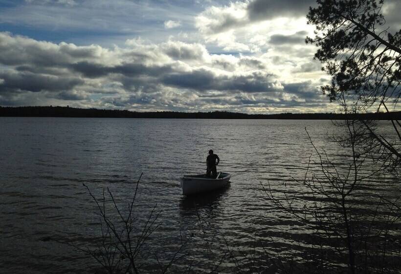 Warbler S Roost Country Inn B&b