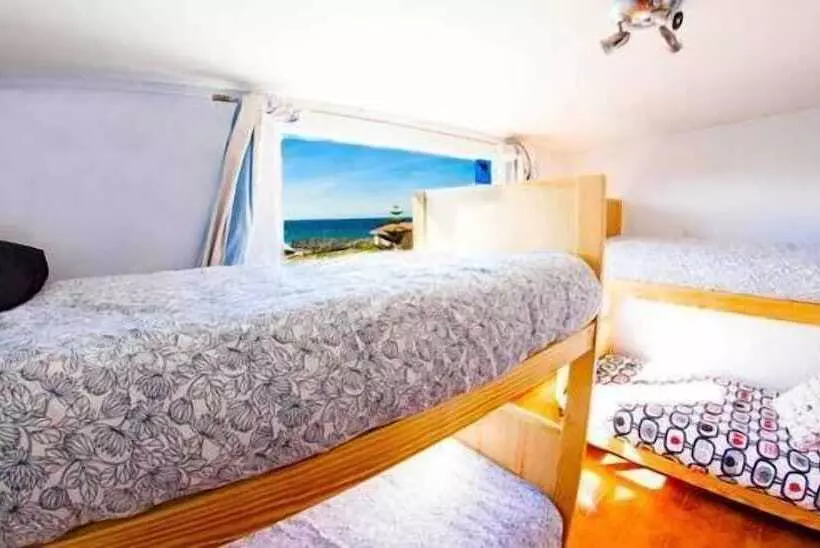 7feetsurfcamp   Hostel