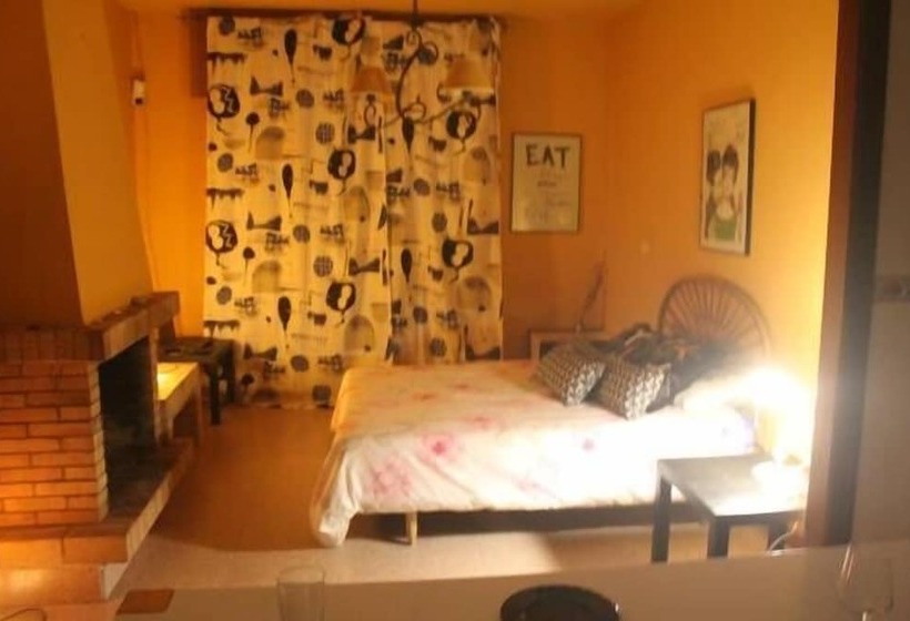 7feetsurfcamp Hostel