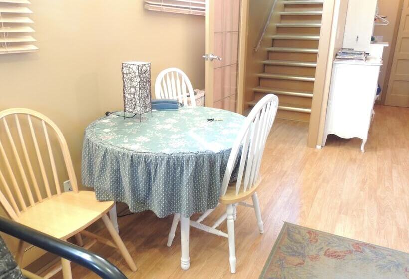 Bed and Breakfast Historical Guest House