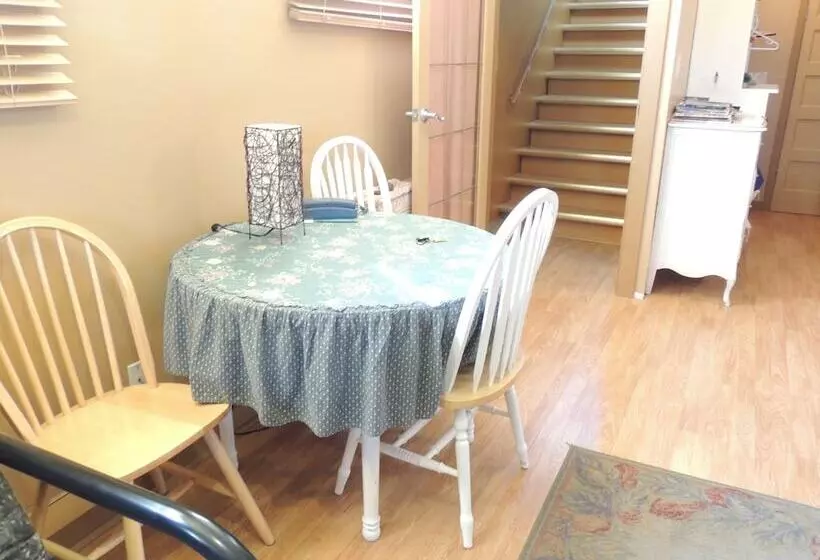 Aamiaismajoitus (B&B) Historical Guest House