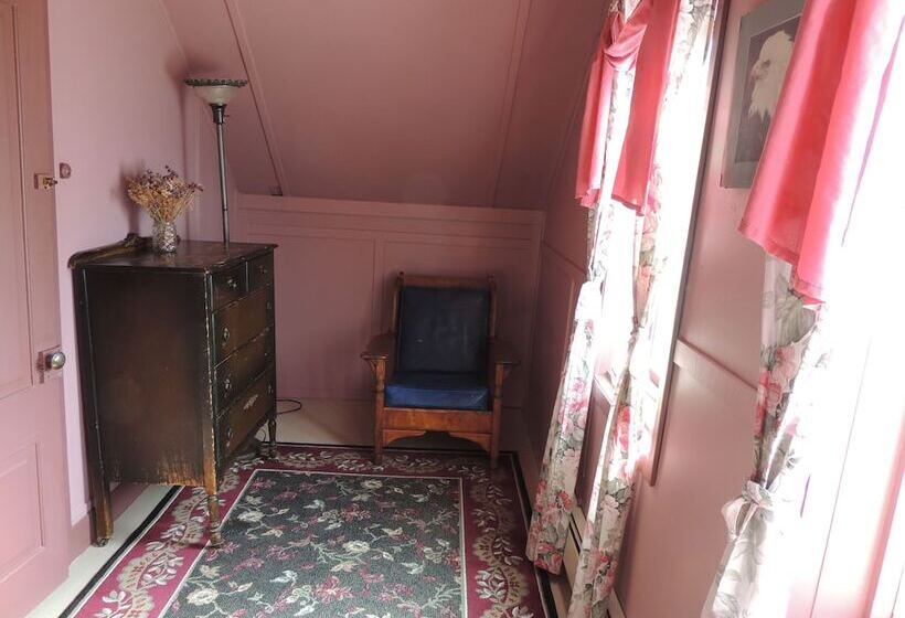 Bed and Breakfast Historical Guest House