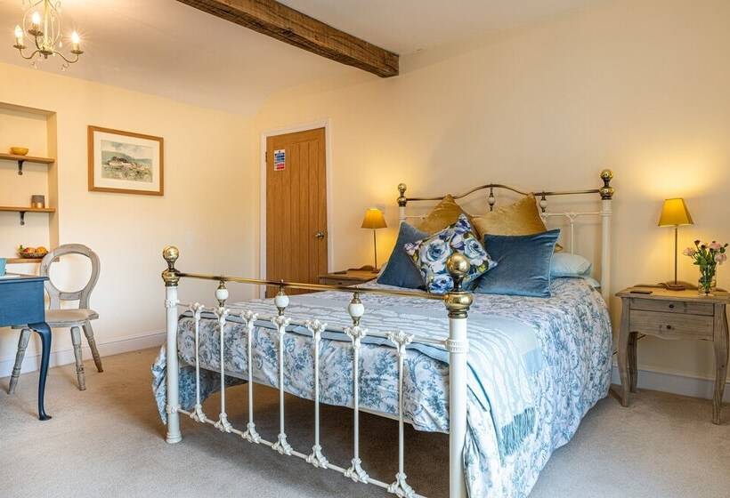 ベッドアンドブレックファースト Slades Farm Leisure