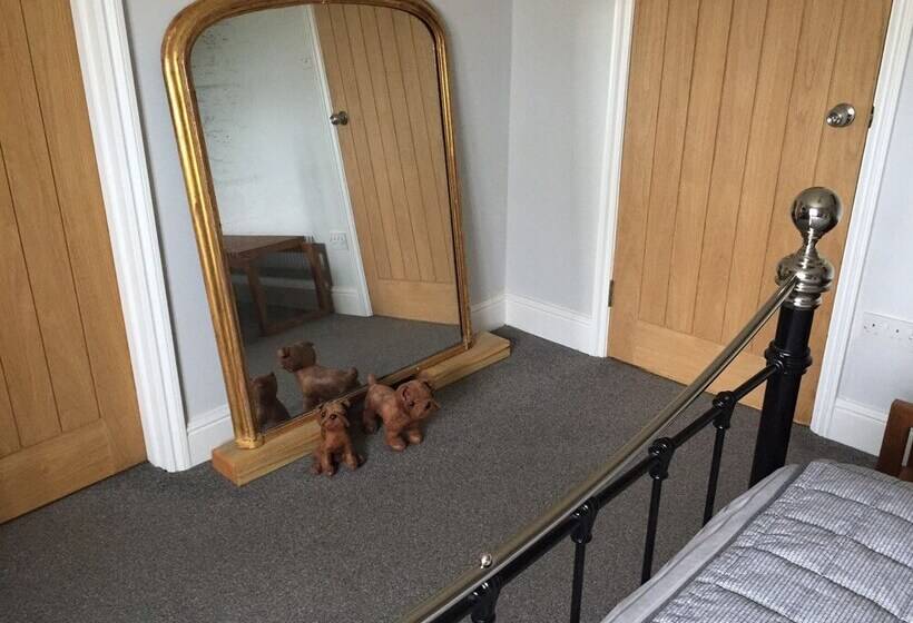 ベッドアンドブレックファースト Slades Farm Leisure