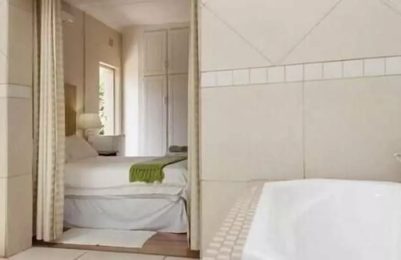 Aamiaismajoitus (B&B) Tarragon Guest House