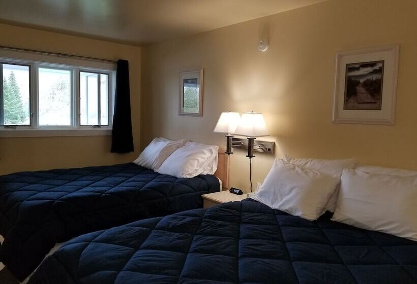 Captain S Quarters Motel