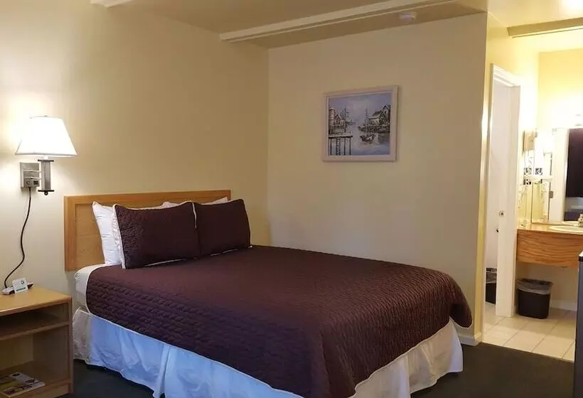 Captain S Quarters Motel