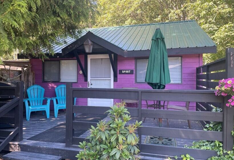 Cedar Grove Motel And Cabins