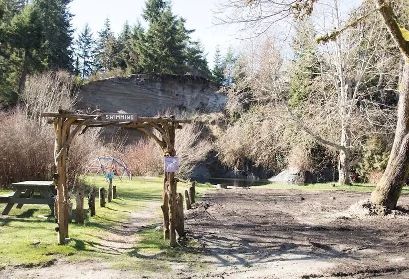 Cedar Grove Motel And Cabins