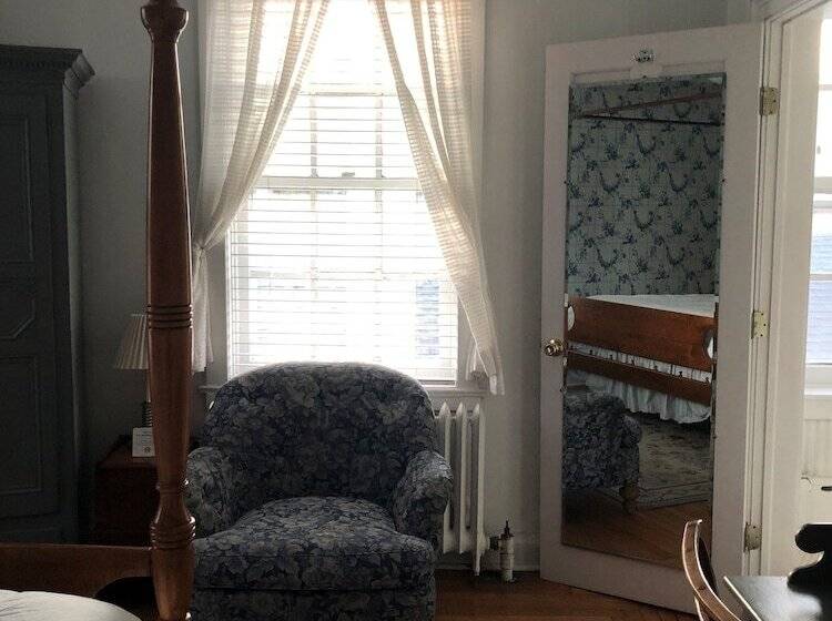 فندق فئة نجمة واحدة Beekman Arms