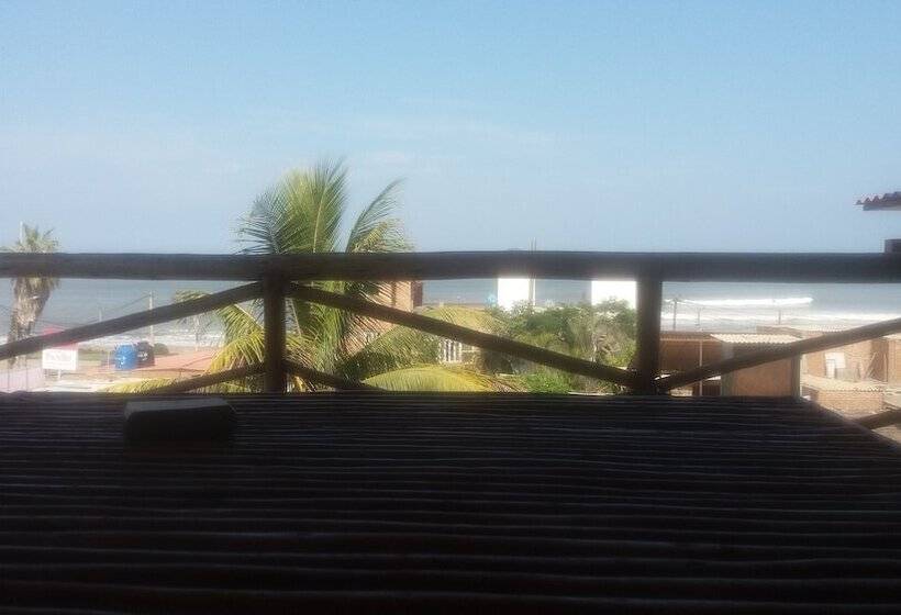 Hostal Camping Naylamp Hostel