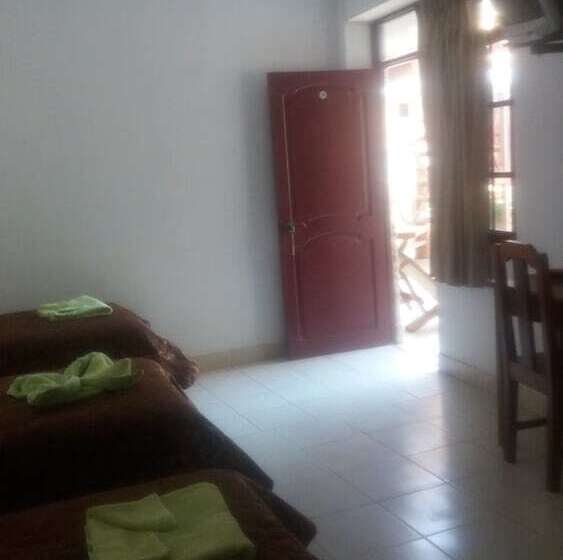 Hostal Camping Naylamp Hostel