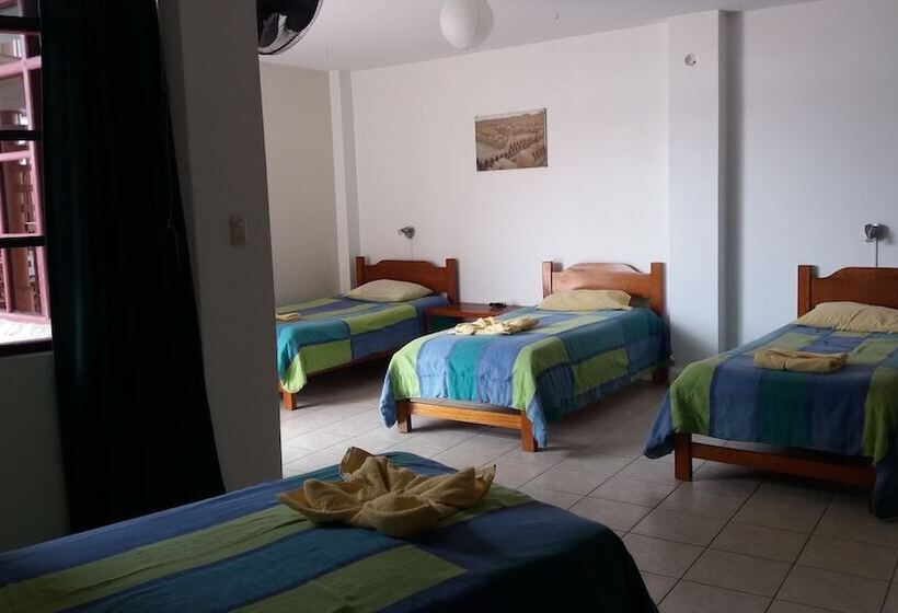 Hostal Camping Naylamp Hostel