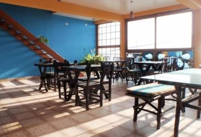 Hostal Camping Naylamp Hostel